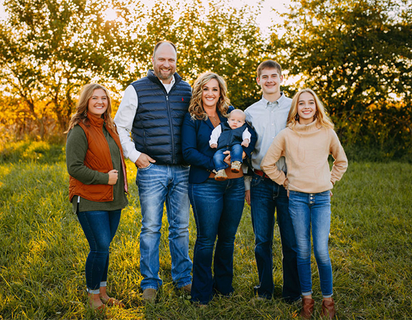 Evan & Jessica,Ava, Benton, Maryn & Nolan Dee Evan & Jessica,Ava, Benton, Maryn & Nolan Dee